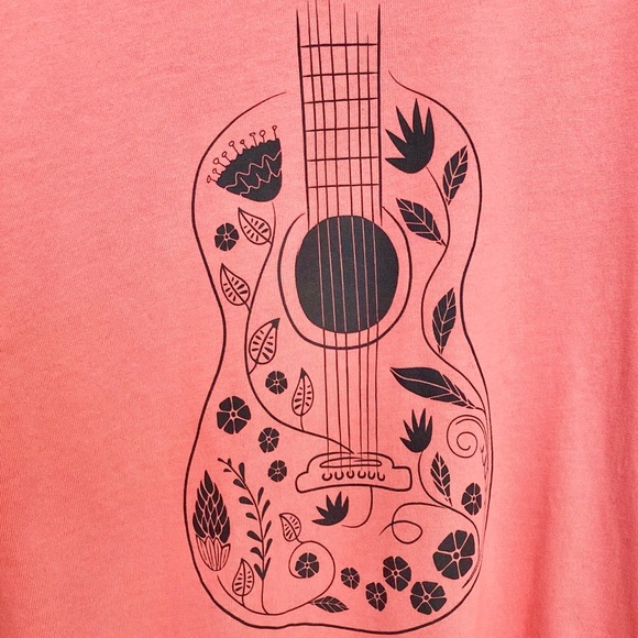 Sz 8 Tea Collection Guitar T-Shirt - Picture 4 of 4